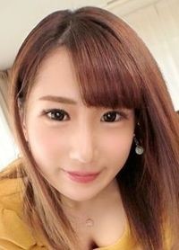 瑠璃 24歳 美容関係